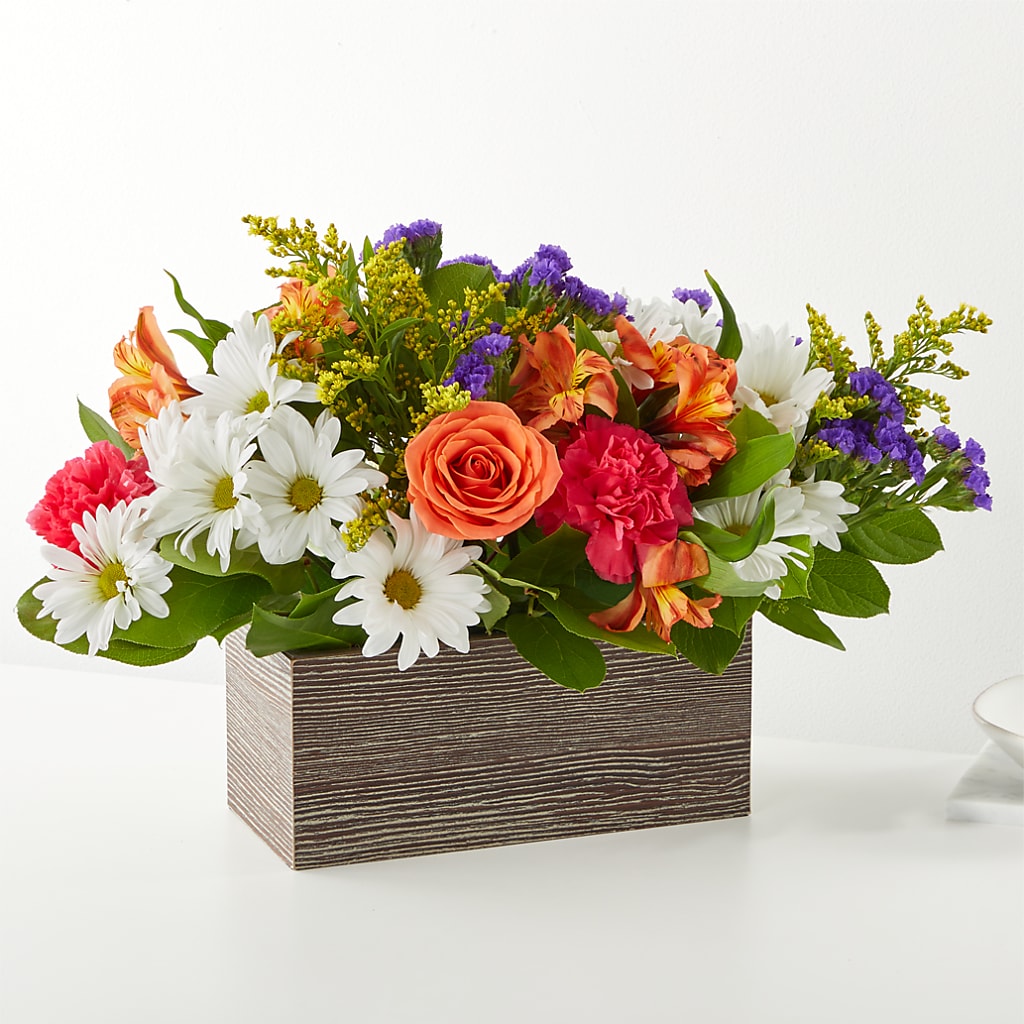 Oopsie Daisy Box Bouquet – Touch Of Roses INC, Visalia CA