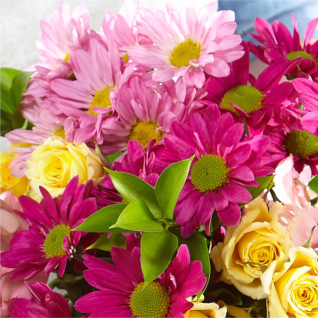 Florist Original Mixed Bouquet – Touch Of Roses INC, Visalia CA
