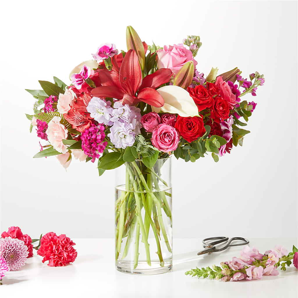 Swooning Over You - A Luxury Florist Original – Touch Of Roses INC, Visalia CA