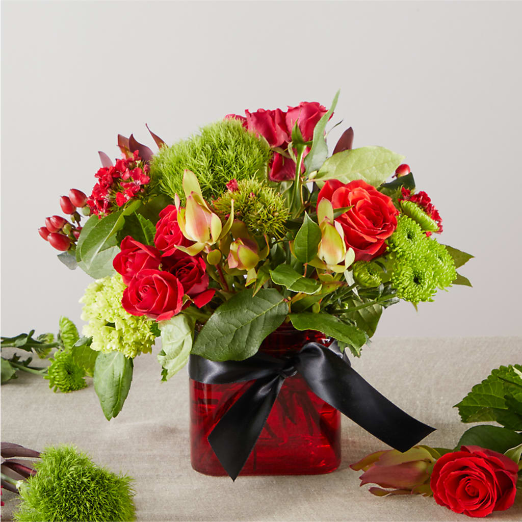 Heritage Kindle – A Florist Original – Touch Of Roses INC, Visalia CA