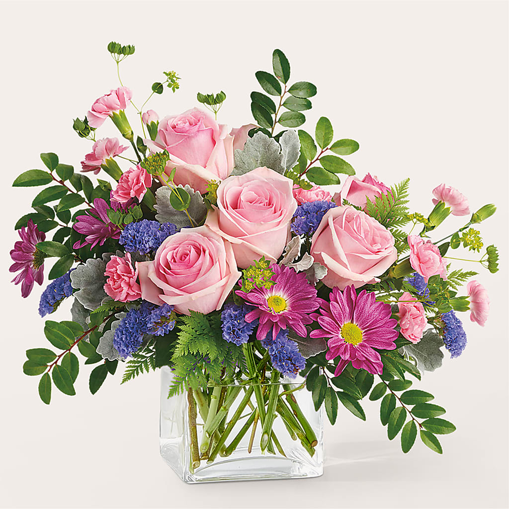 Starlet Bouquet – Touch Of Roses Inc, Visalia CA
