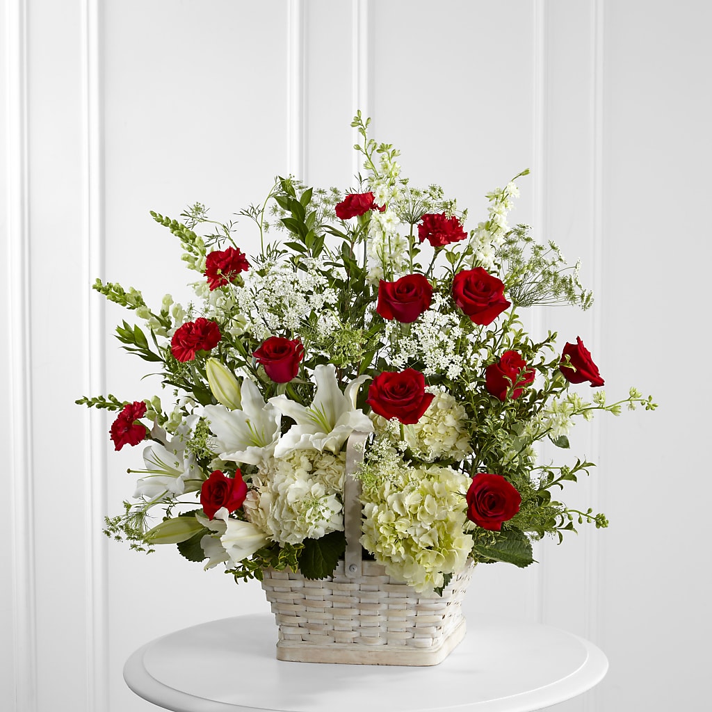 In Loving Memory Arrangement – Touch Of Roses INC, Visalia CA
