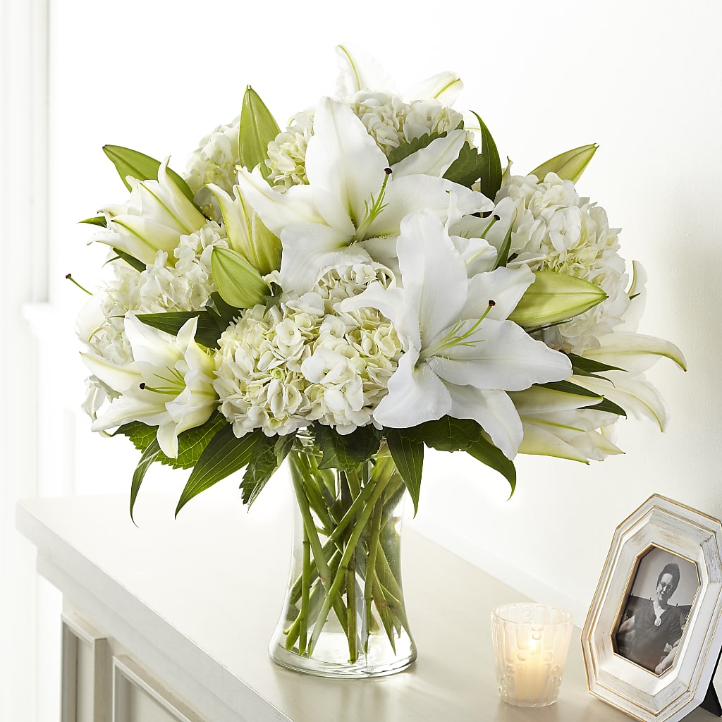 Compassionate Lily Bouquet – Touch Of Roses Inc, Visalia CA