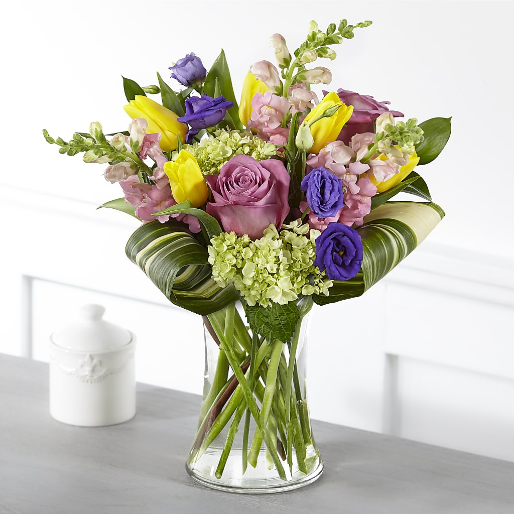 Wondrous Memories Bouquet – Touch Of Roses INC, Visalia CA