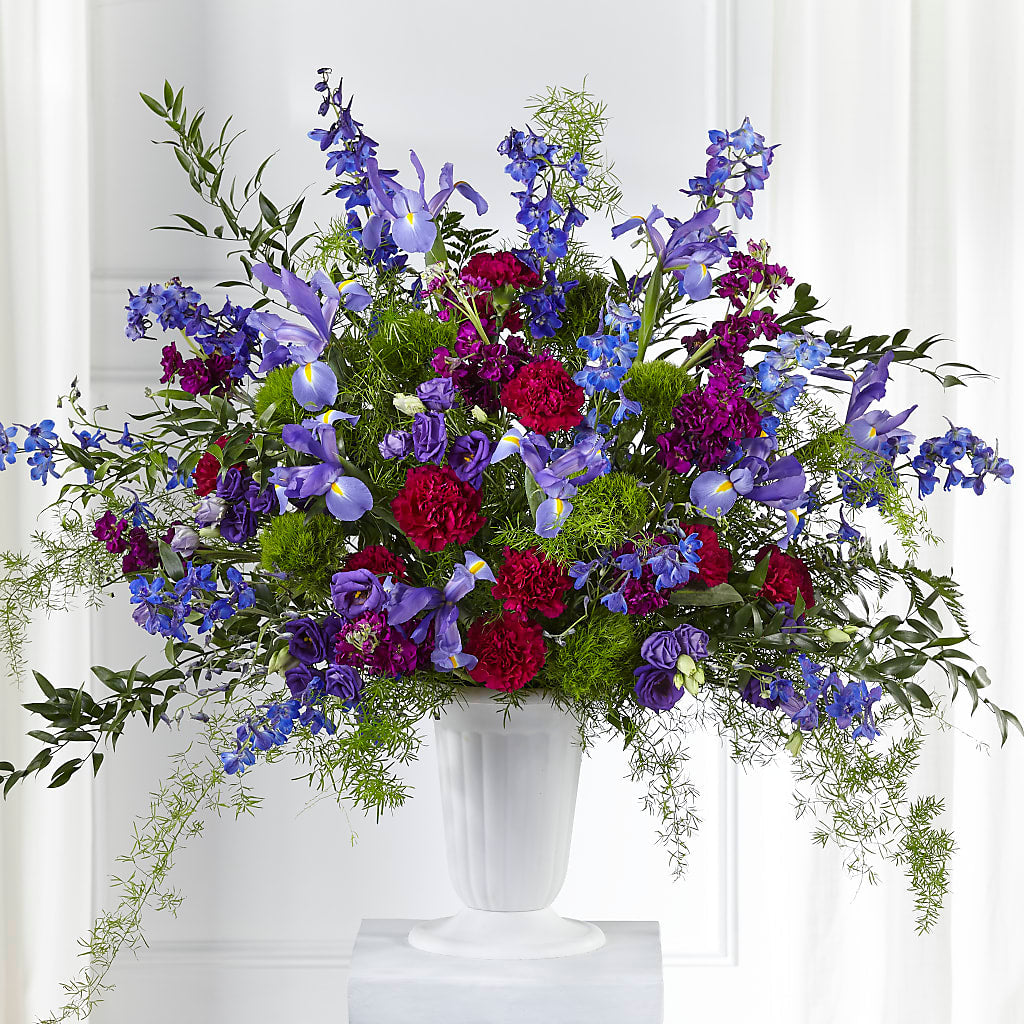 Memorial of Life Arrangement – Touch Of Roses Inc, Visalia CA