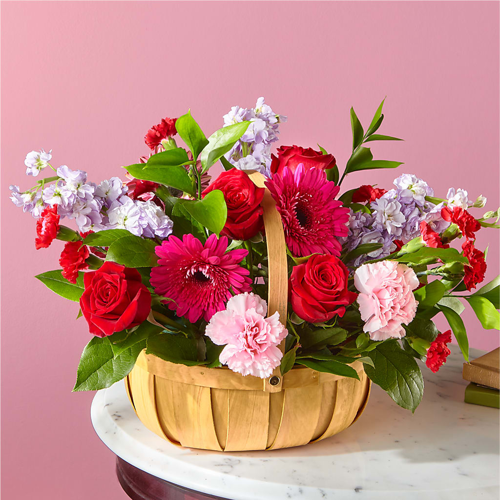 Pink Picnic Basket – Touch Of Roses Inc, Visalia CA