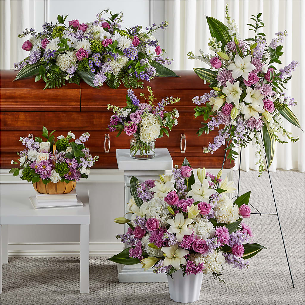 Tender Embrace Bundles – Touch Of Roses Inc, Visalia CA
