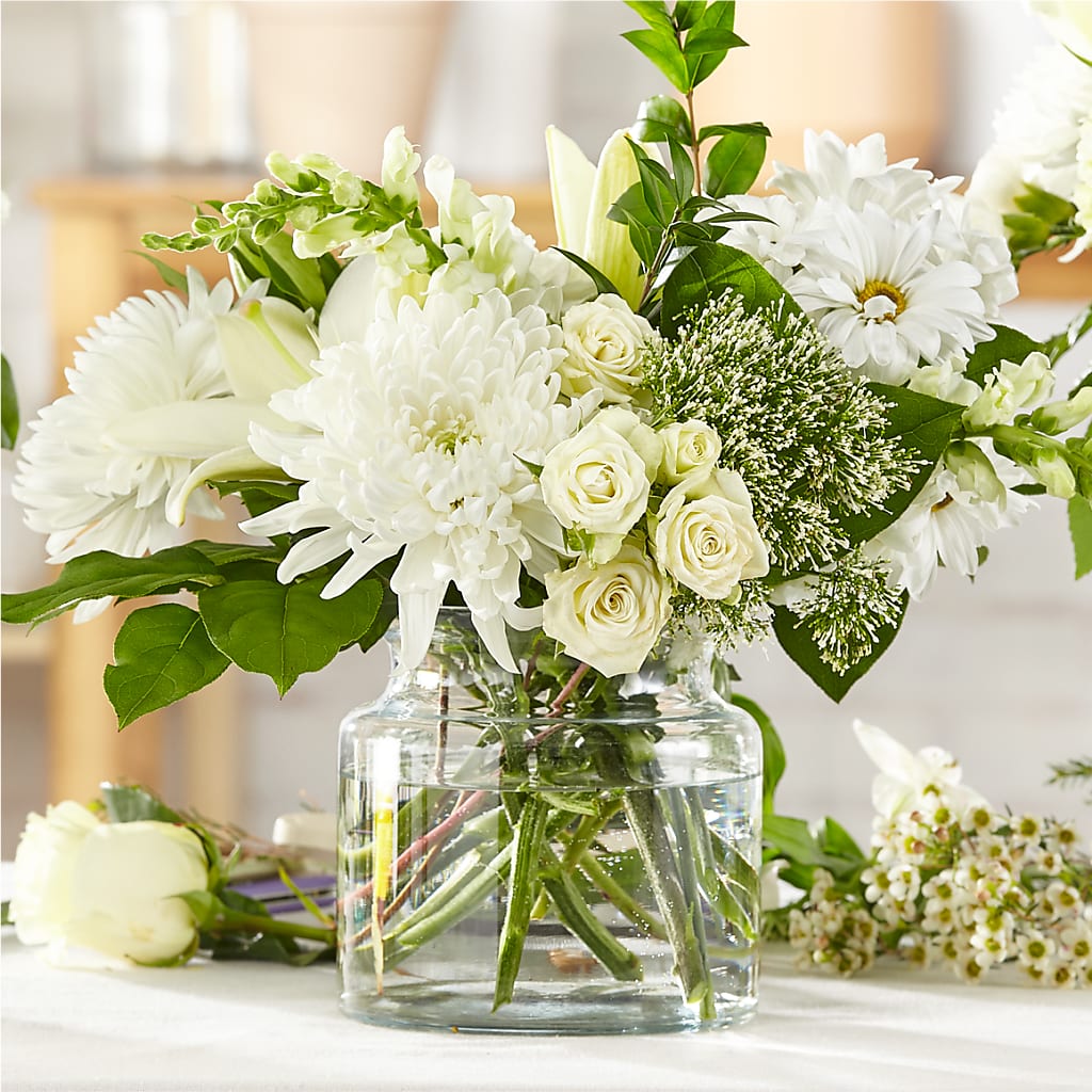 Classic Ivory – A Florist Original – Touch Of Roses INC, Visalia CA