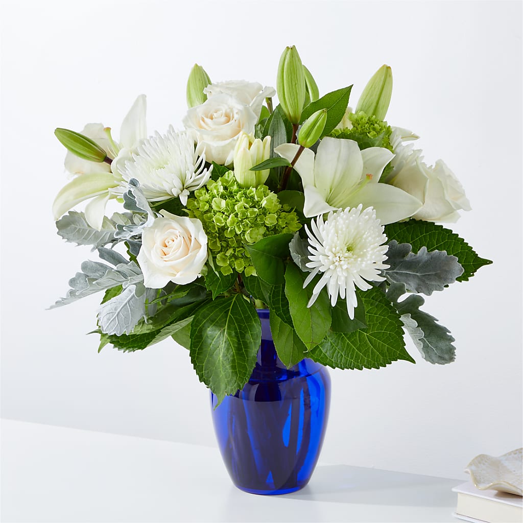 Snowy Dreams Bouquet – Touch Of Roses Inc, Visalia CA