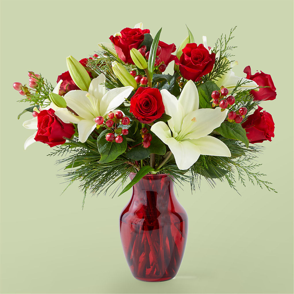 Evergreen Delight Bouquet – Touch Of Roses Inc, Visalia CA