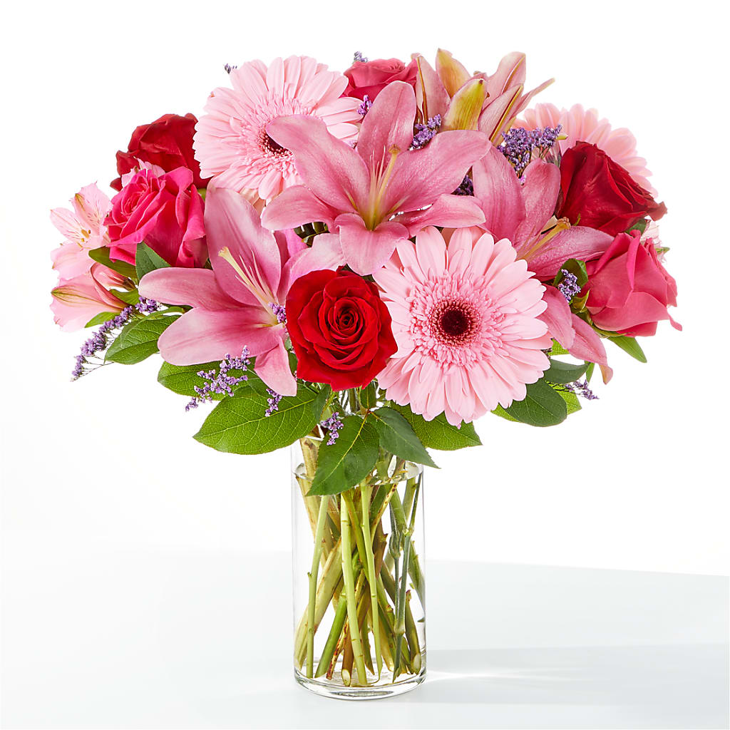 Lots of Love Bouquet – Touch Of Roses Inc, Visalia CA