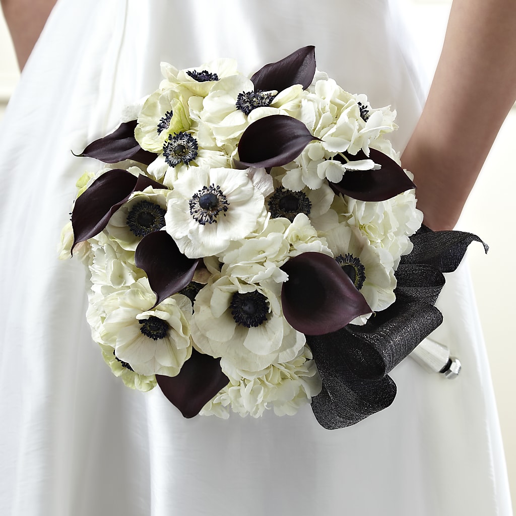 To Have and To Hold Bouquet – Touch Of Roses Inc, Visalia CA