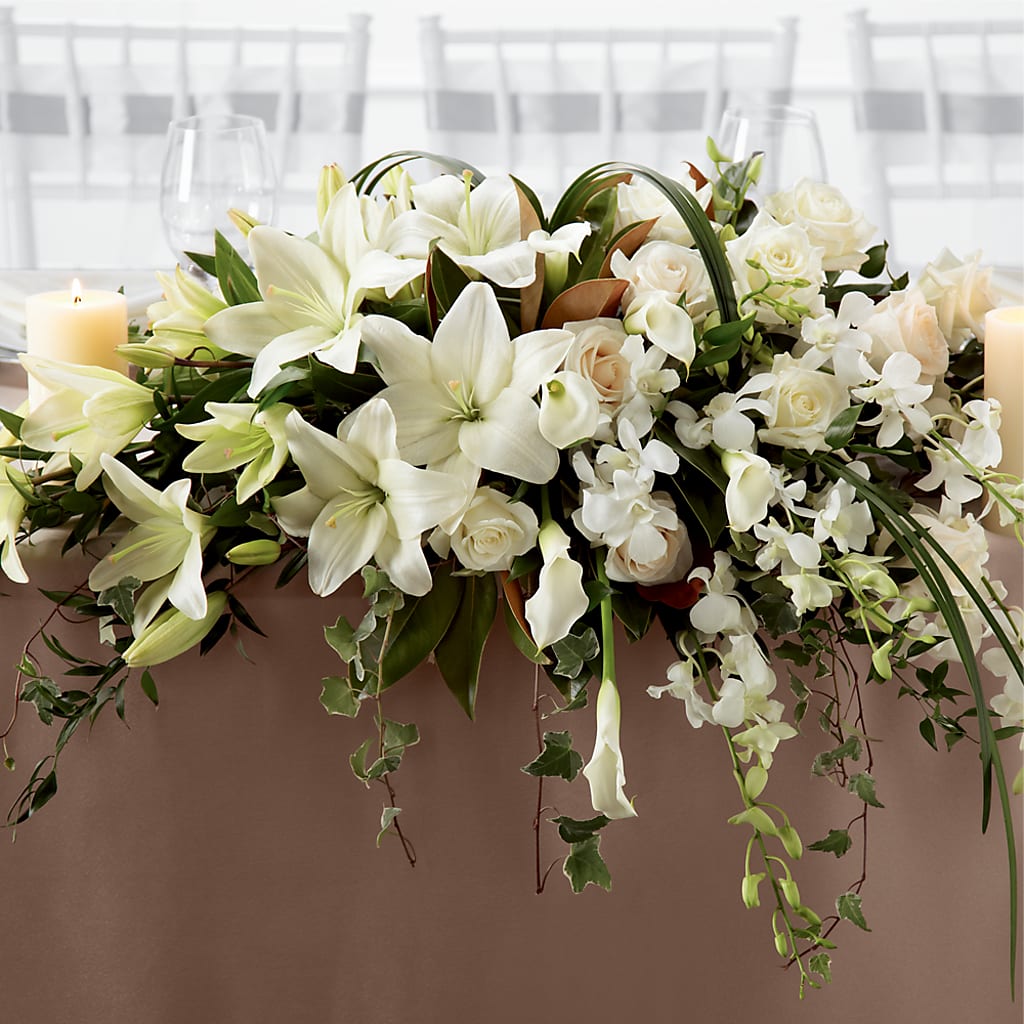 White Linen Arrangement – Touch Of Roses Inc, Visalia CA