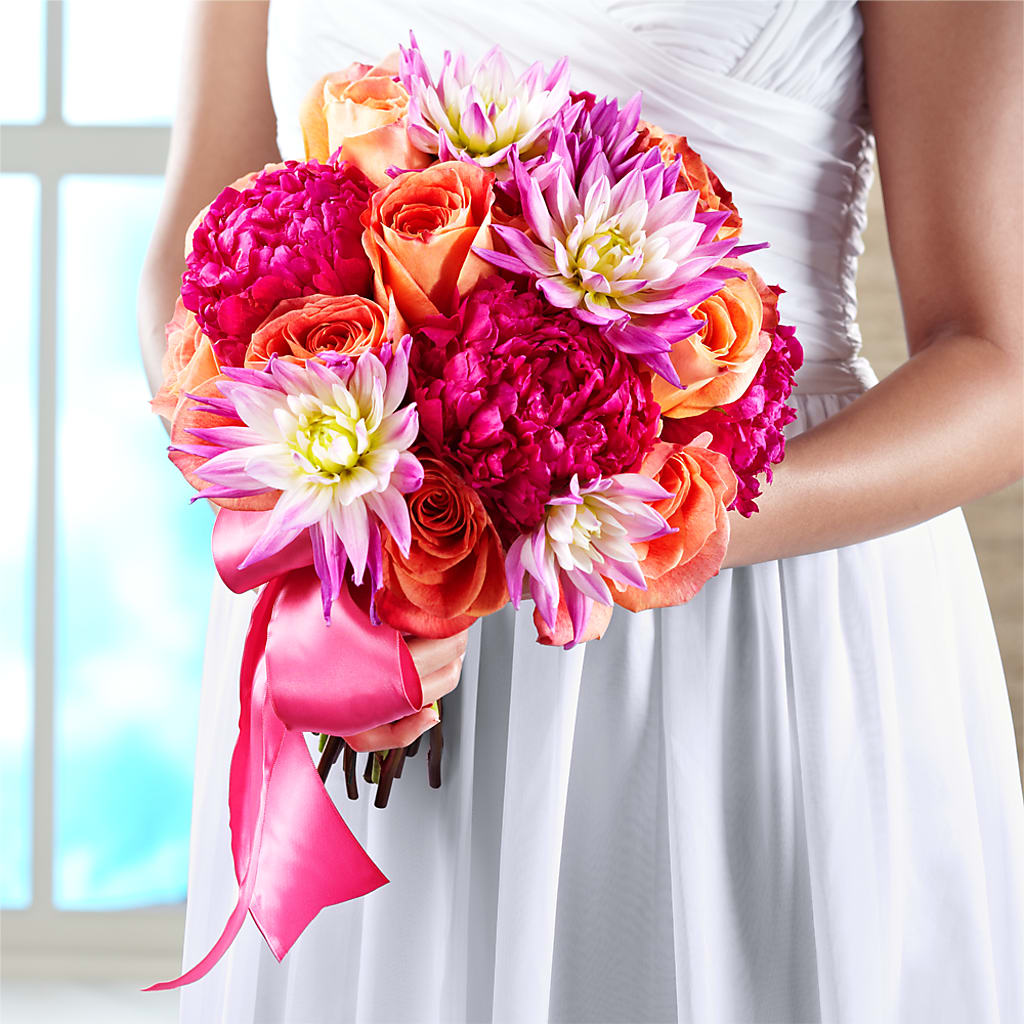 New Love Bouquet – Touch Of Roses Inc, Visalia CA