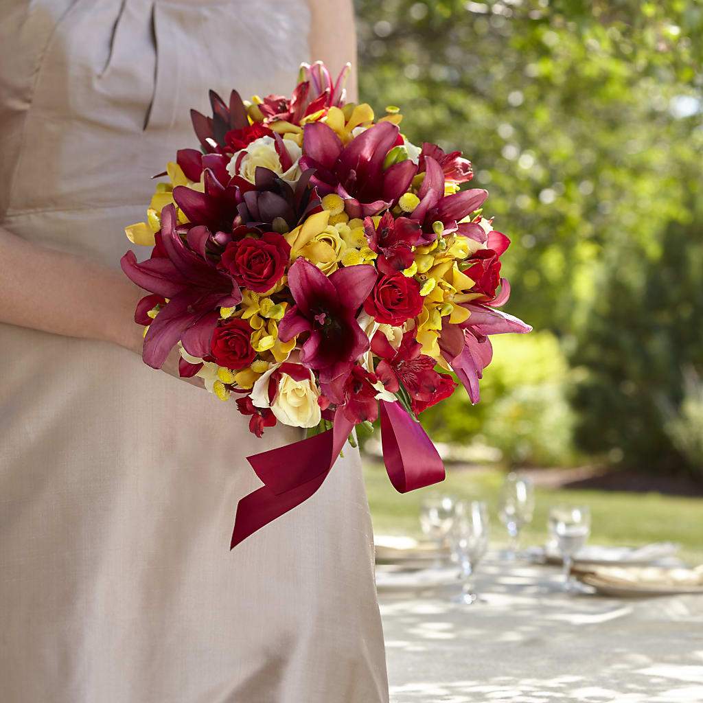Sunningdale Bouquet – Touch Of Roses Inc, Visalia CA