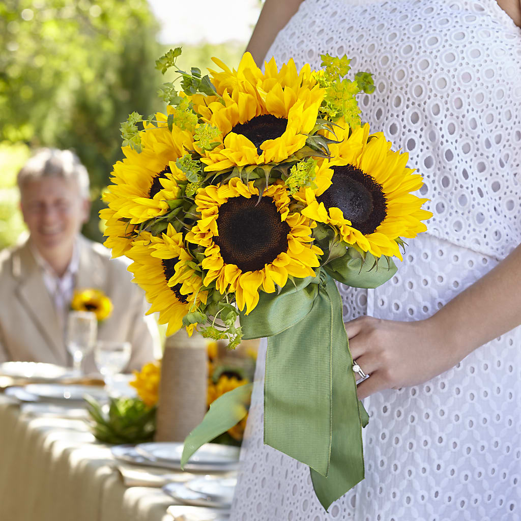 Free Spirit Bouquet – Touch Of Roses Inc, Visalia CA