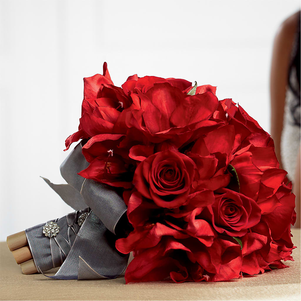 Heart's Happiness Bouquet – Touch Of Roses Inc, Visalia CA
