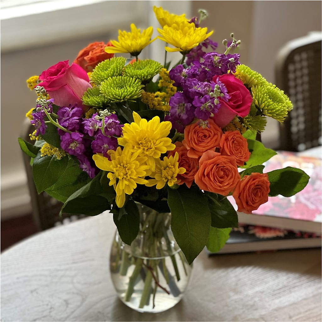 Bold & Bright – A Florist Original –  Touch Of Roses, Visalia CA