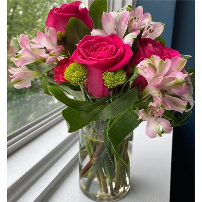 Sweet & Pretty Bouquet –  Touch Of Roses, Visalia CA