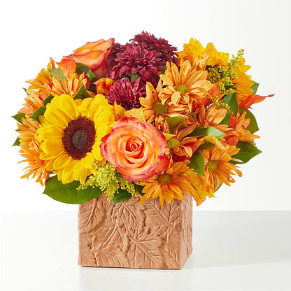 The Outdoors Bouquet –  Touch Of Roses Inc, Visalia CA