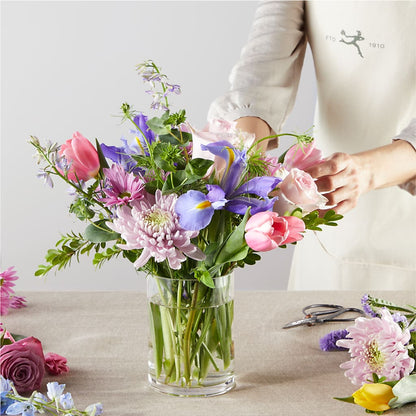 Pastel Tradition - A Florist Original –  Touch Of Roses, Visalia CA