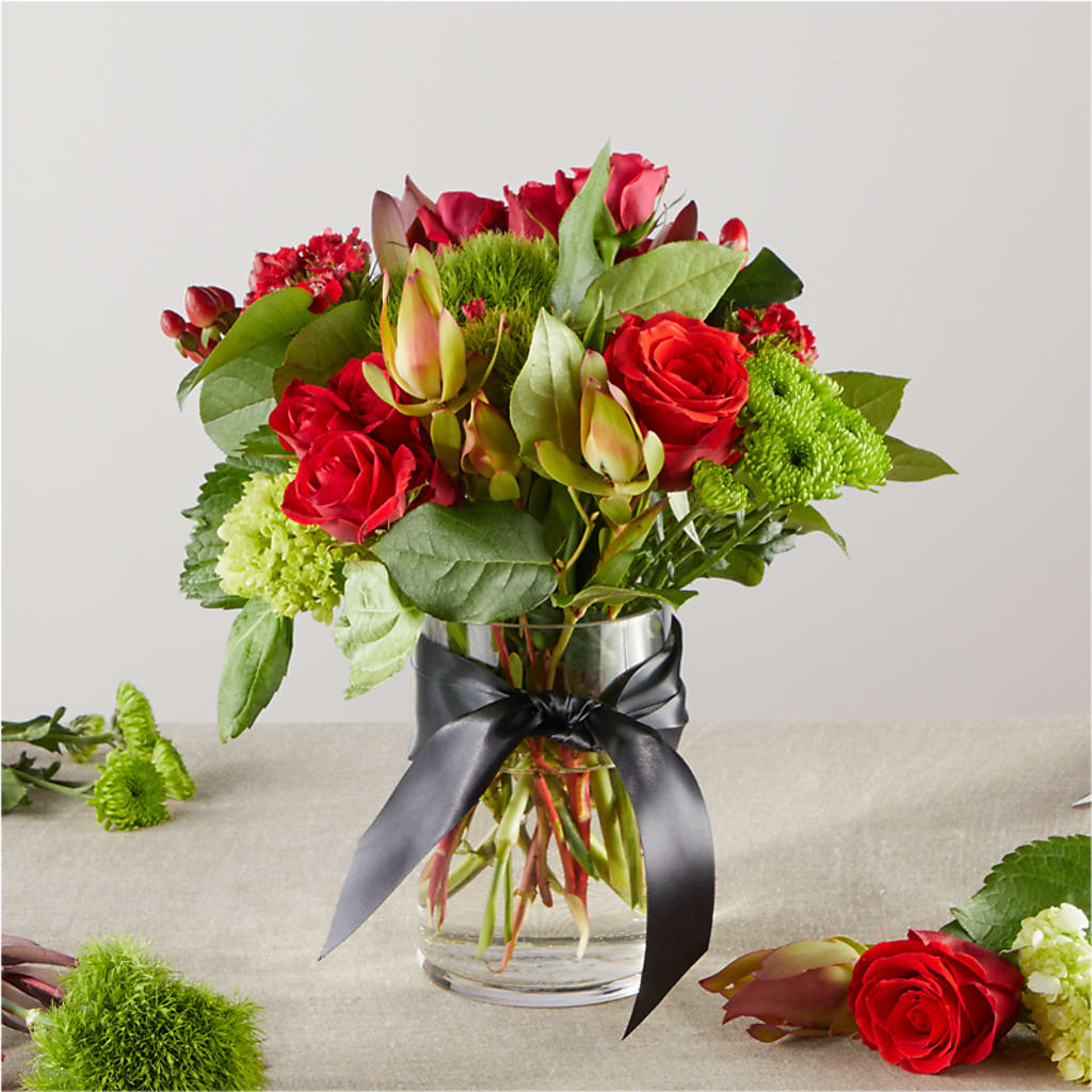 Heritage Kindle – A Florist Original –  Touch Of Roses, Visalia CA