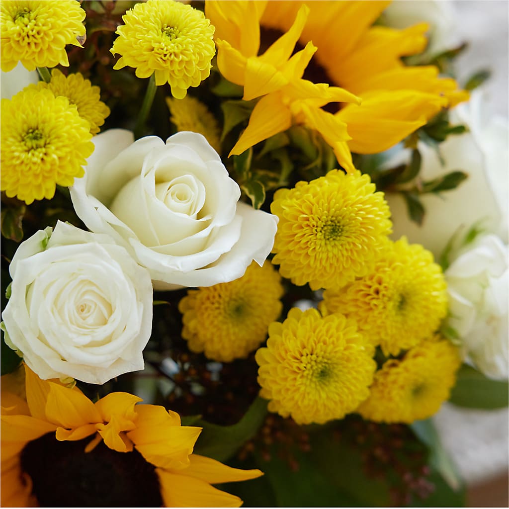 Luminous Morning Bouquet –  Touch Of Roses, Visalia CA