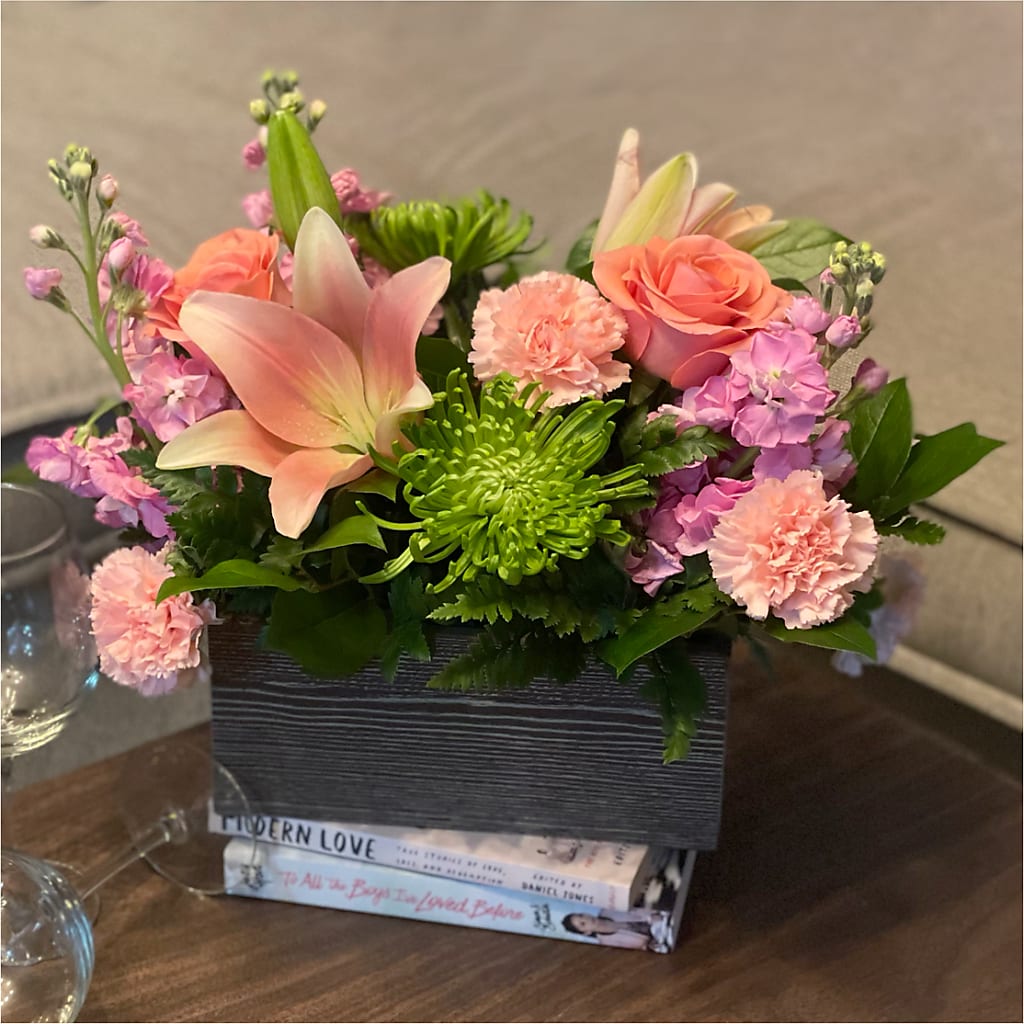 Beautiful Spirit Basket –  Touch Of Roses, Visalia CA