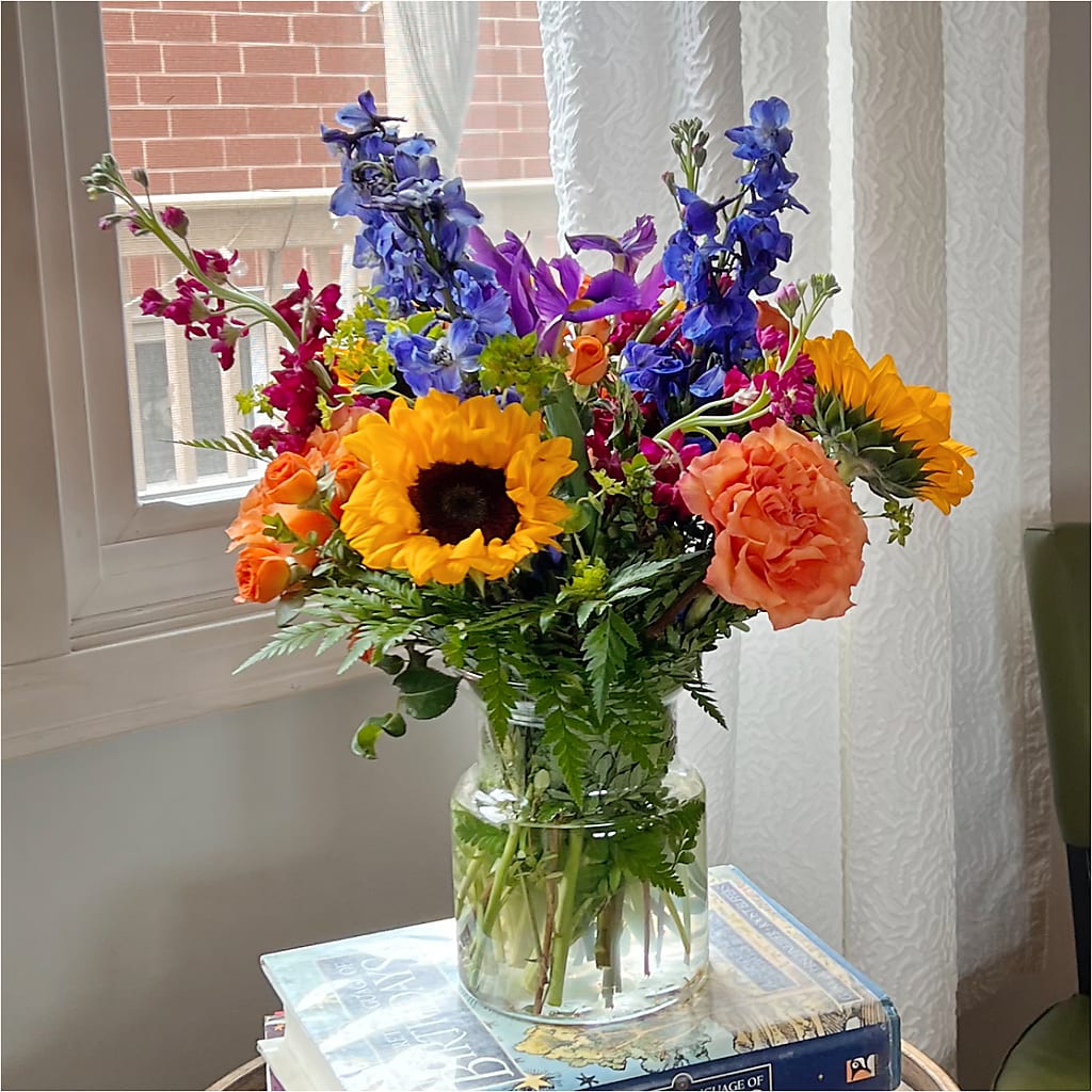 Rays of Life Bouquet –  Touch Of Roses, Visalia CA