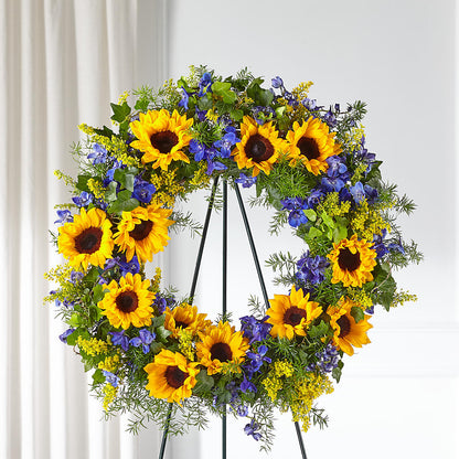 Bright Rays Wreath –  Touch Of Roses INC, Visalia CA