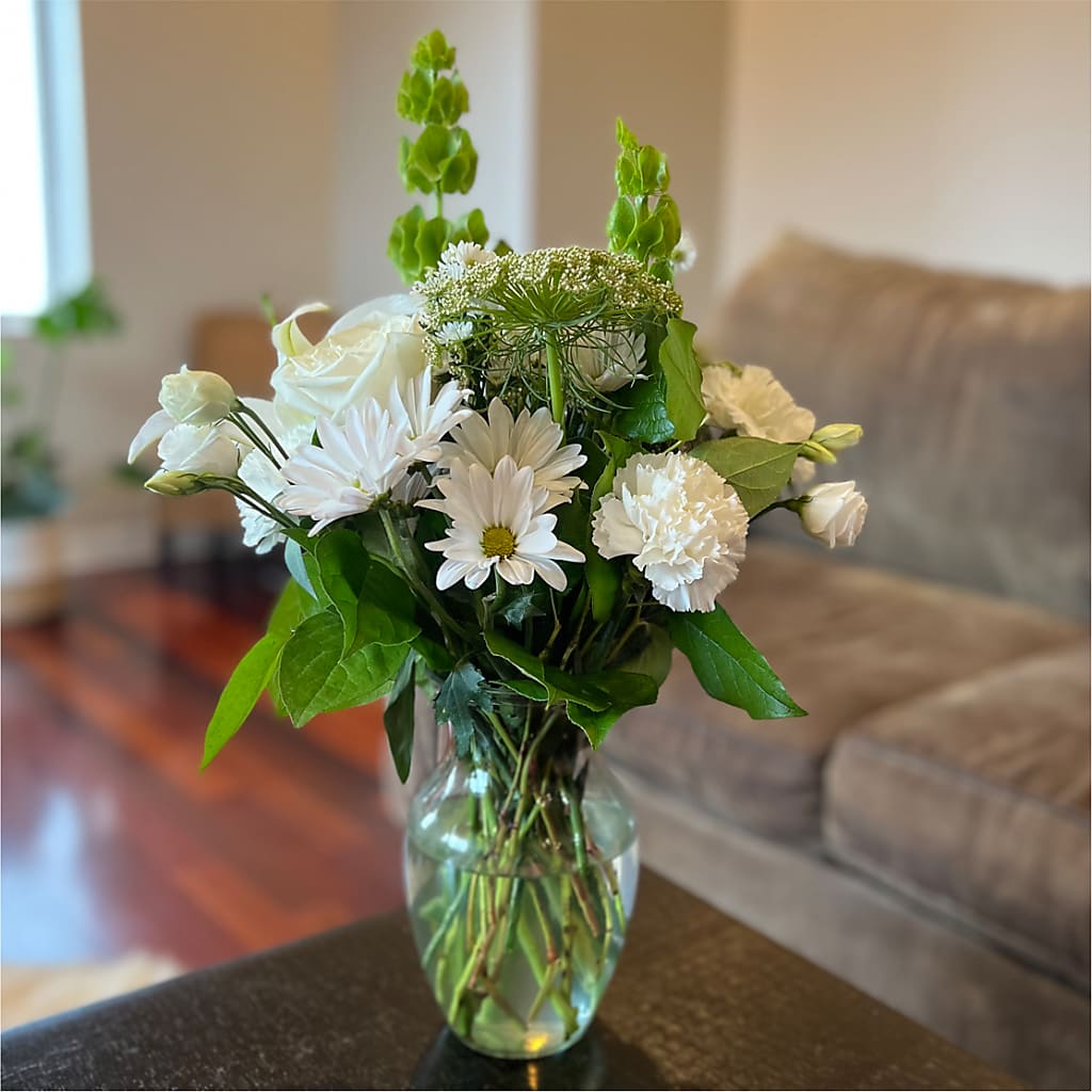 Classic Ivory – A Florist Original –  Touch Of Roses, Visalia CA