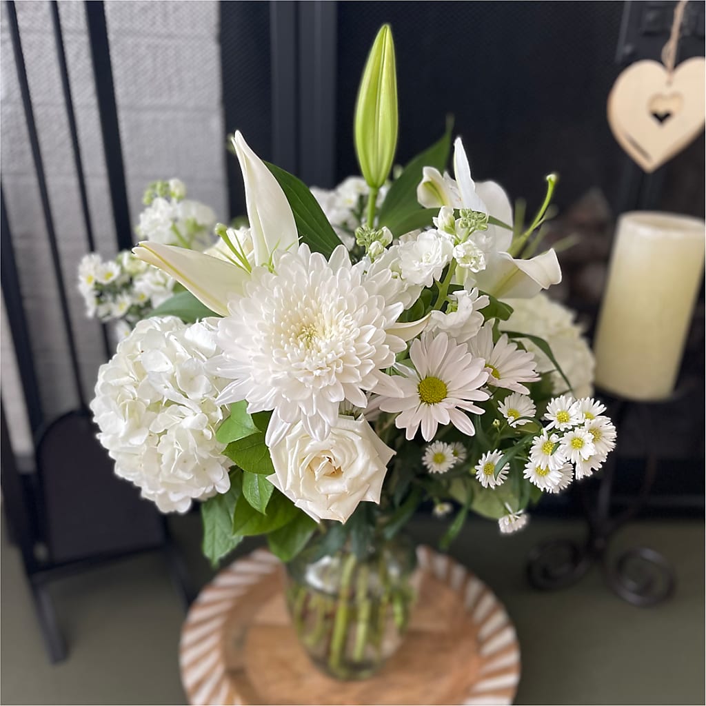 Classic Ivory – A Florist Original –  Touch Of Roses, Visalia CA