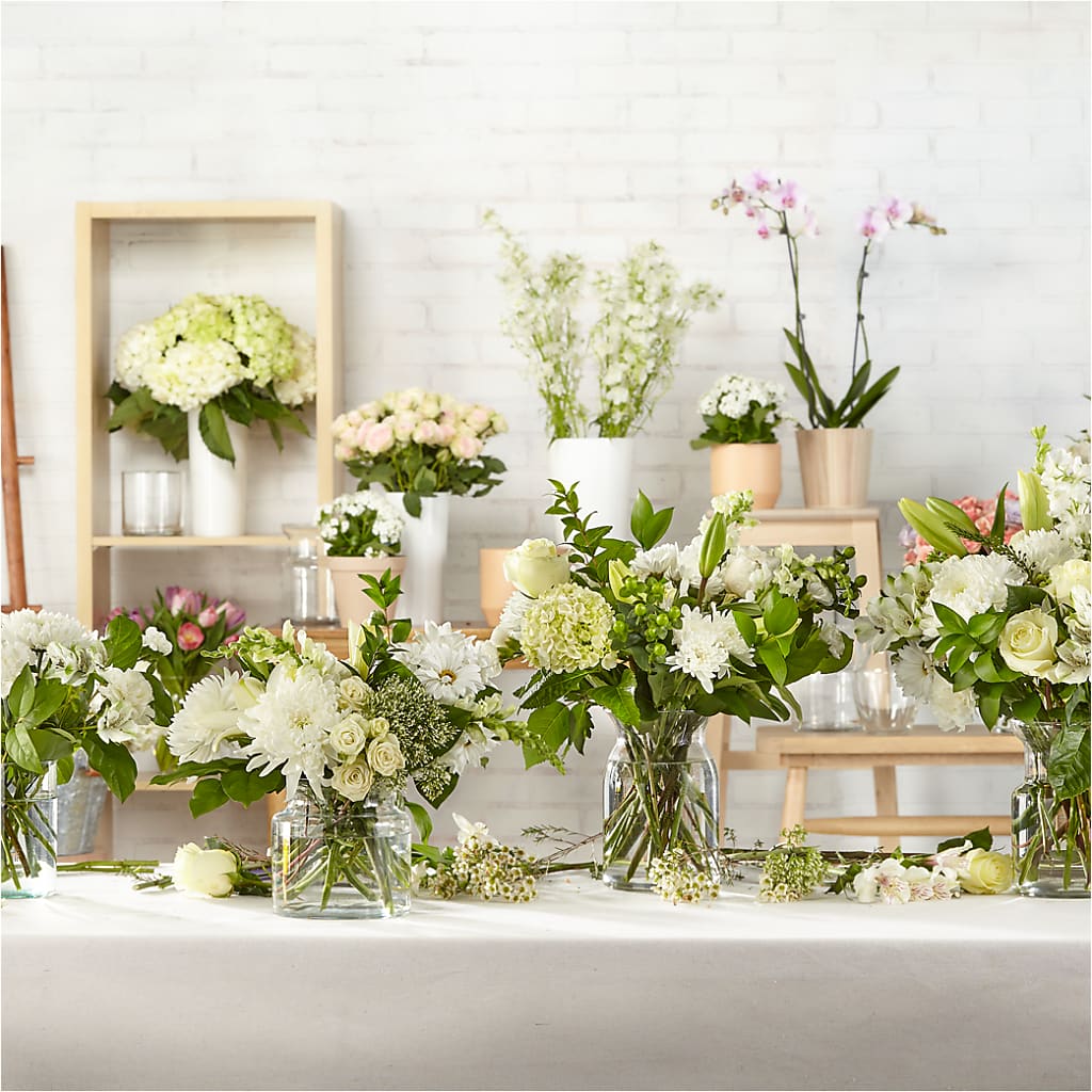 Classic Ivory – A Florist Original –  Touch Of Roses, Visalia CA