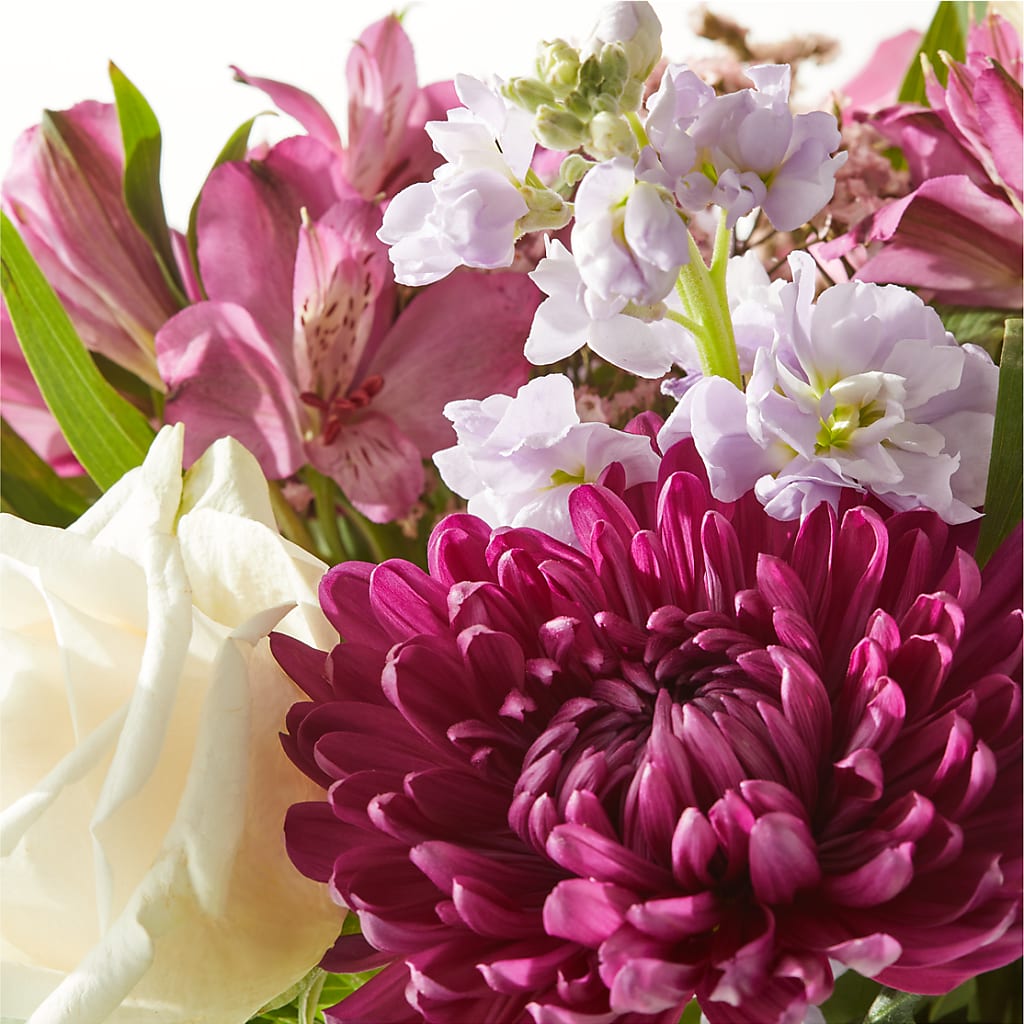 Amethyst Dreams Bouquet –  Touch Of Roses, Visalia CA