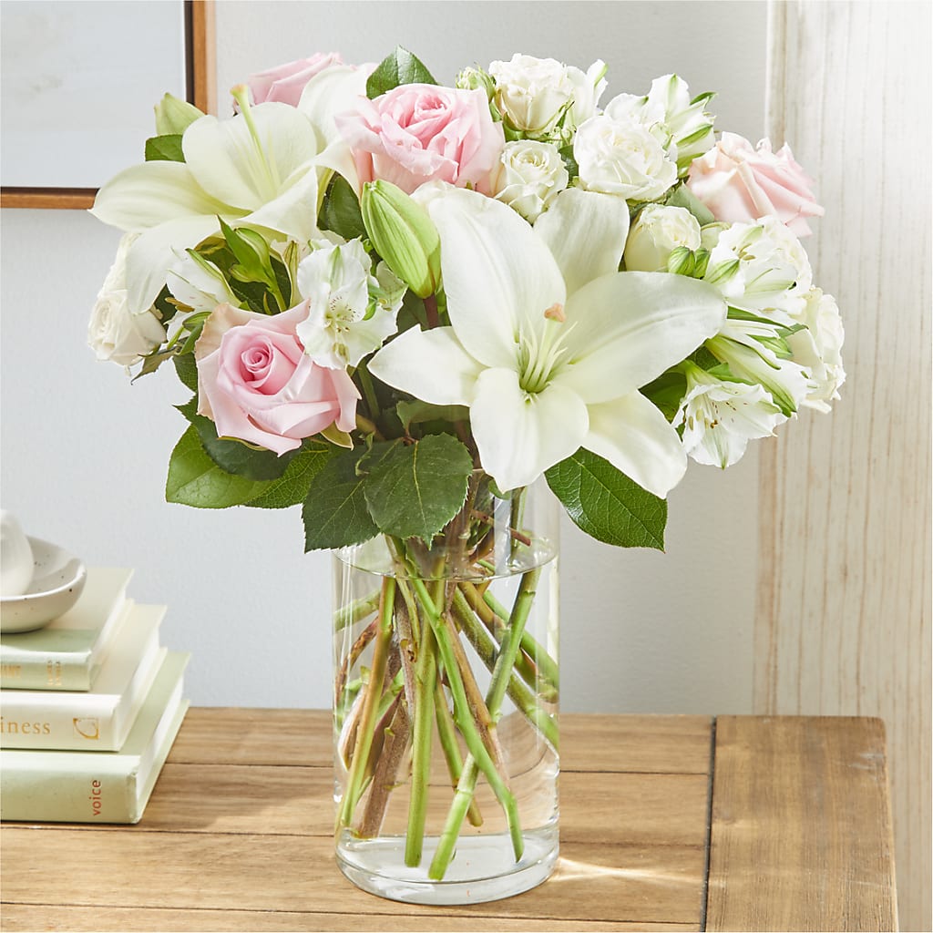 Kindhearted Bouquet –  Touch Of Roses, Visalia CA