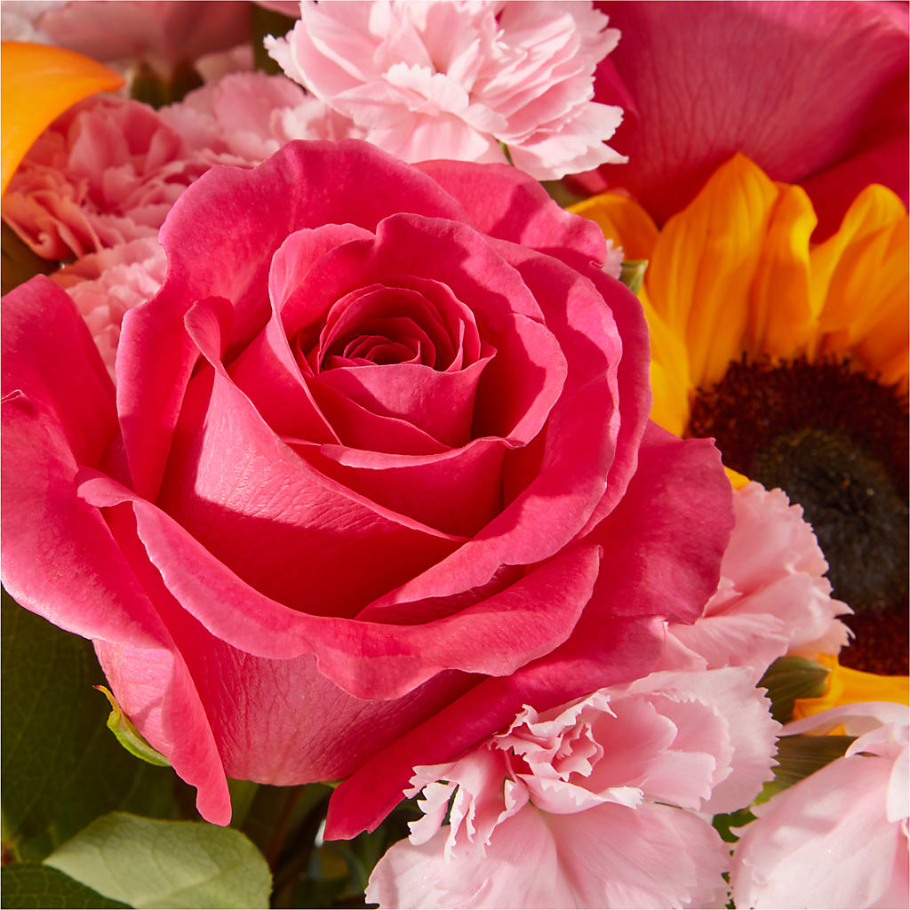 In Full Swing Bouquet –  Touch Of Roses, Visalia CA