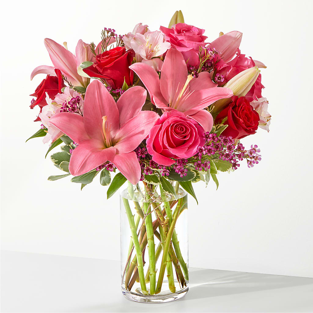 Lucky in Love Bouquet –  Touch Of Roses, Visalia CA