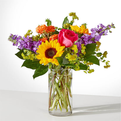 Vibrant Greetings Bouquet –  Touch Of Roses, Visalia CA